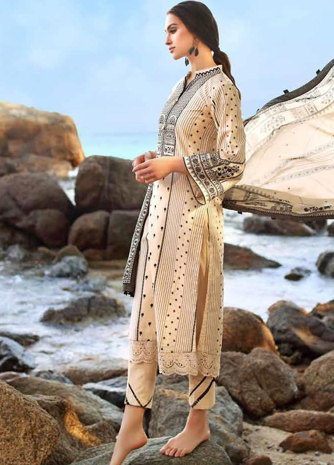 Ambrosia Black & White By Gul Ahmed Printed Lawn Suits Unstitched 2 Piece GA22A BT-22007 - Black & White Collection