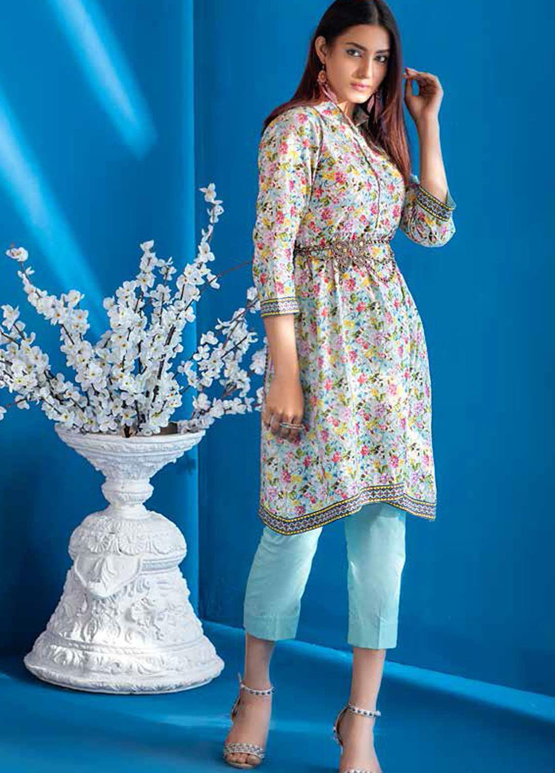 Gul Ahmed Printed Lawn  Unstitched Kurties GA21BG SL-932 A - Summer Collection