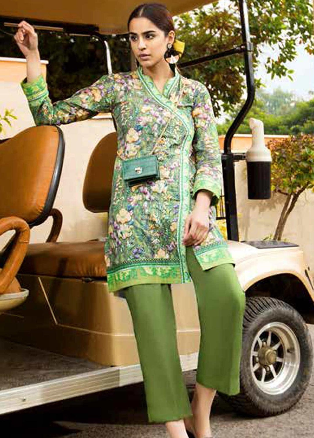 Gul Ahmed Printed Lawn  Unstitched Kurties GA21BG SL-939 B - Summer Collection