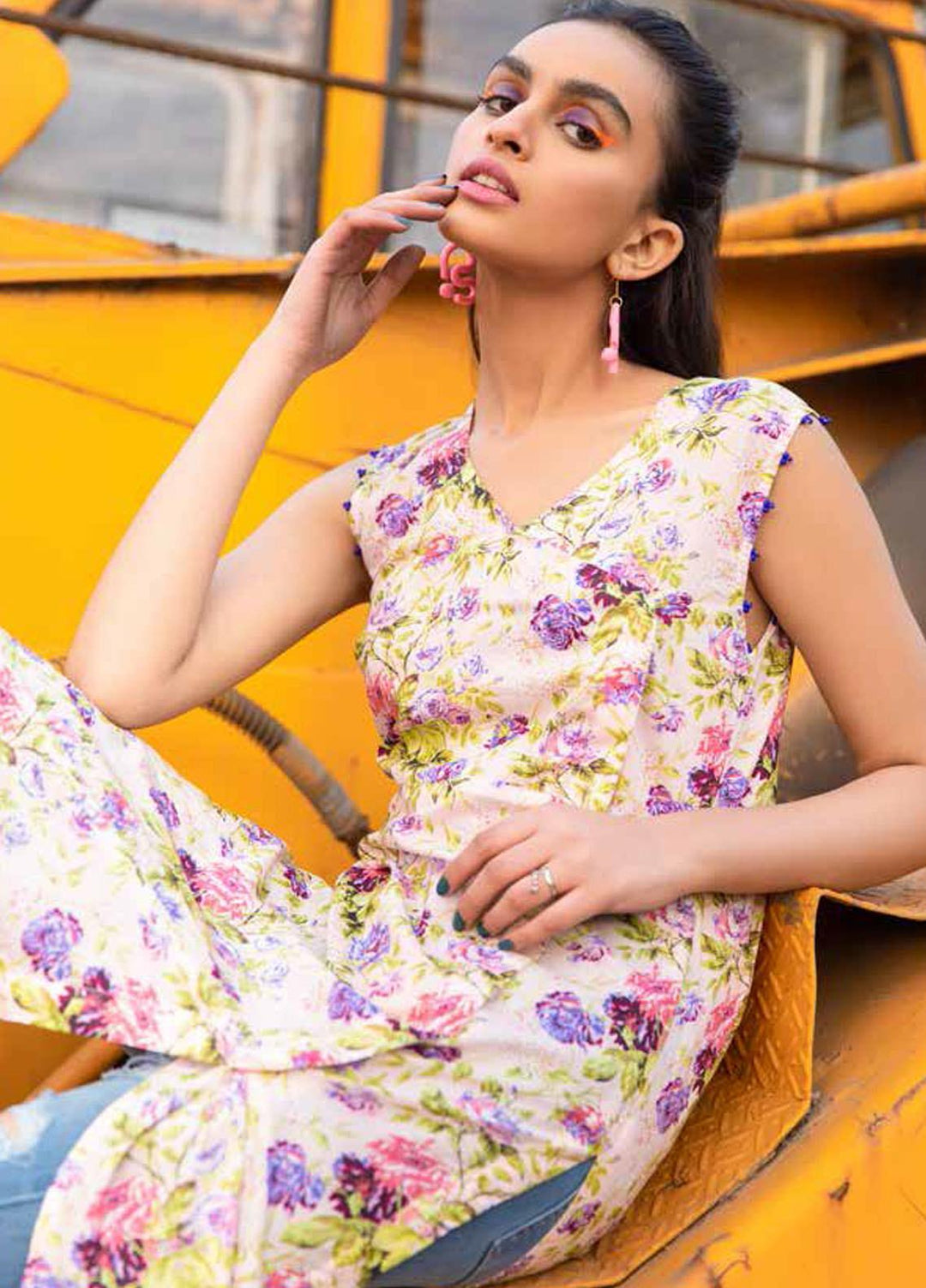 Gul Ahmed Printed Lawn  Unstitched Kurties GA21BG SL-944 B - Summer Collection