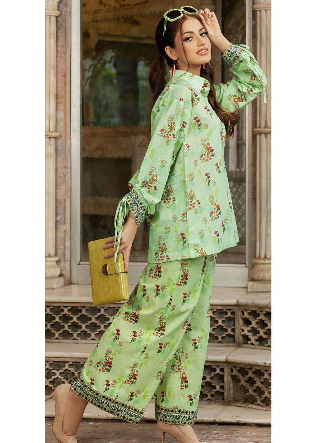 Gul Ahmed Printed Lawn  Unstitched Kurties GA22BG SL-22008 - Single Print Collection