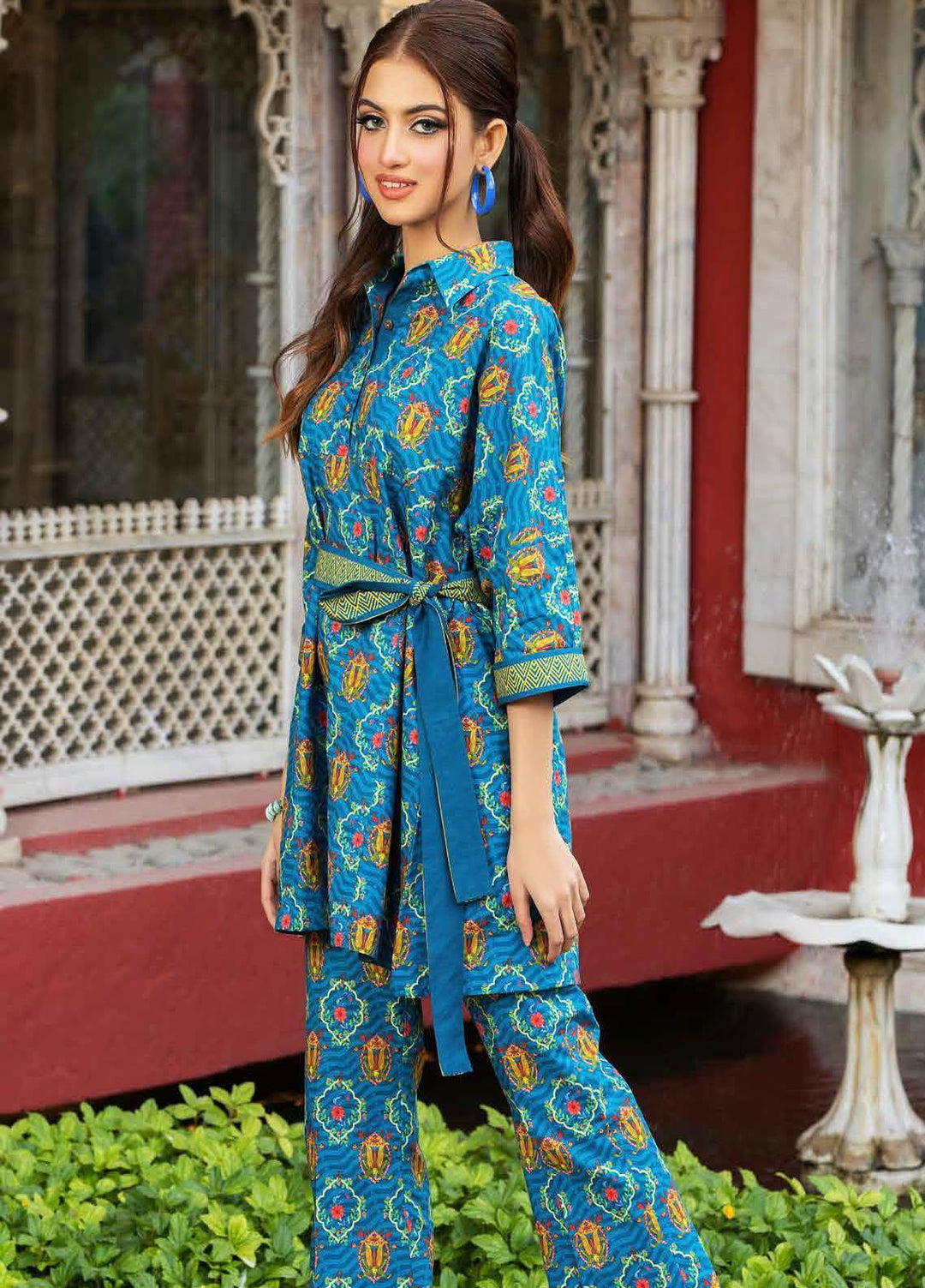 Gul Ahmed Printed Lawn  Unstitched Kurties GA22BG SL-22024 - Single Print Collection