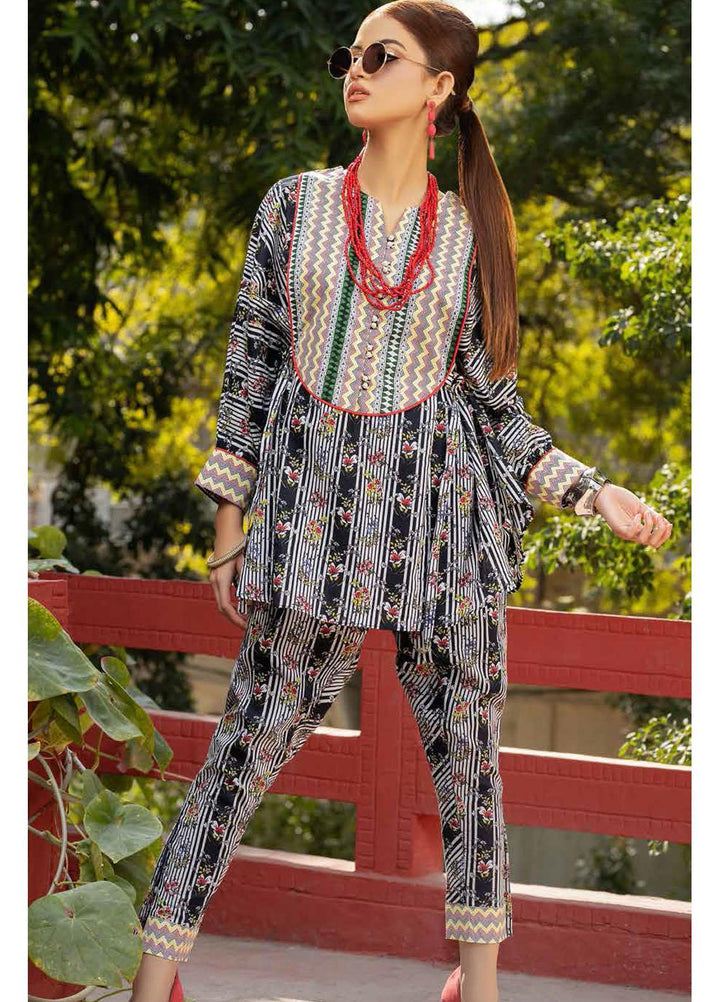 Gul Ahmed Printed Lawn  Unstitched Kurties GA22BG SL-22032 - Single Print Collection