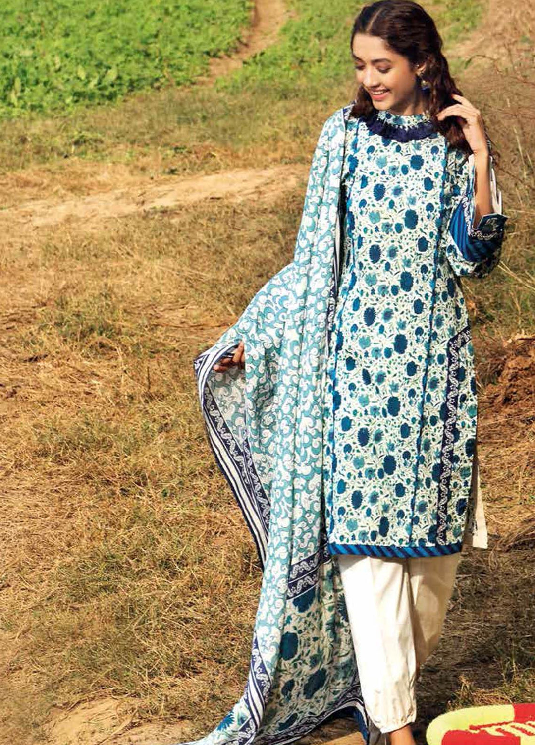 Gul Ahmed Printed Lawn Suits Unstitched 3 Piece GA21BL CL1176A - Summer Collection