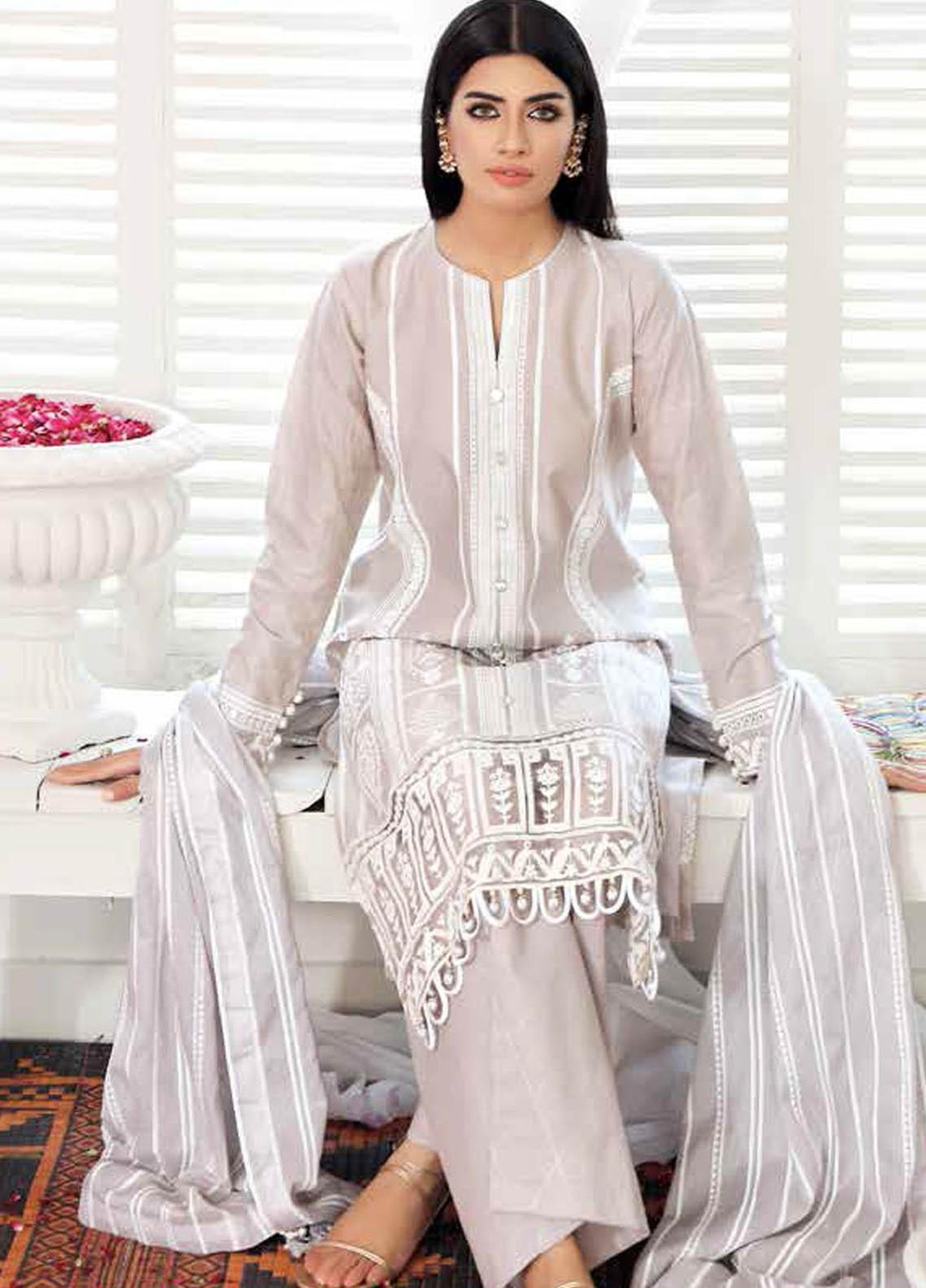 Gul Ahmed Embroidered Lawn Suits Unstitched 3 Piece GA21BL FS17 - Summer Collection