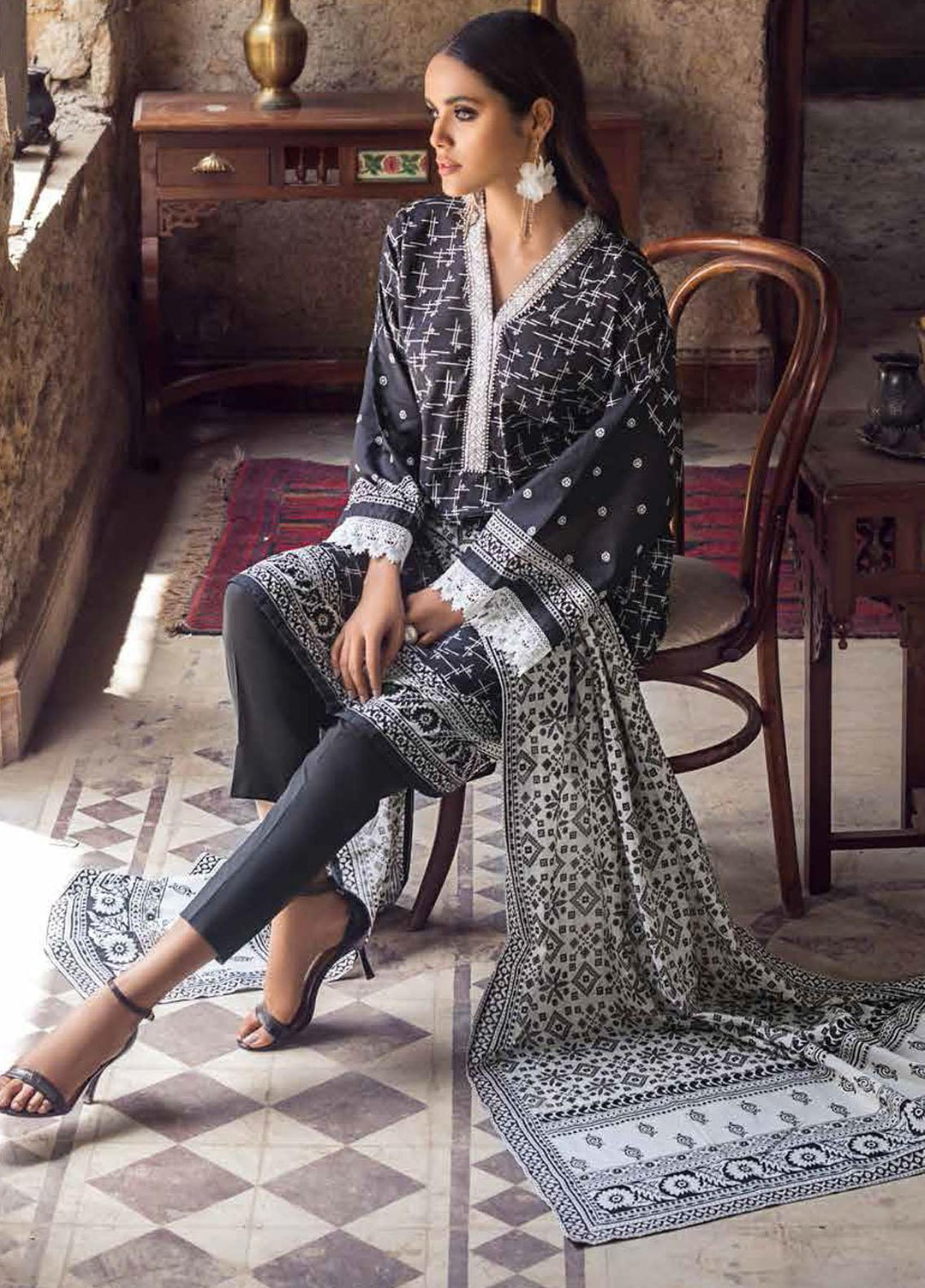 Black & White By Gul Ahmed Embroidered Lawn Suits Unstitched 3 Piece GA21BW B12013 - Black & White Collection
