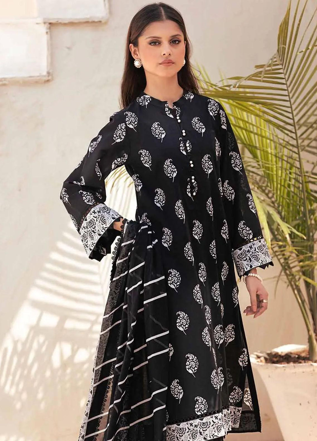 Gul Ahmed Printed Lawn Suits Unstitched 3 Piece GA23BW B-32030 - Summer Collection