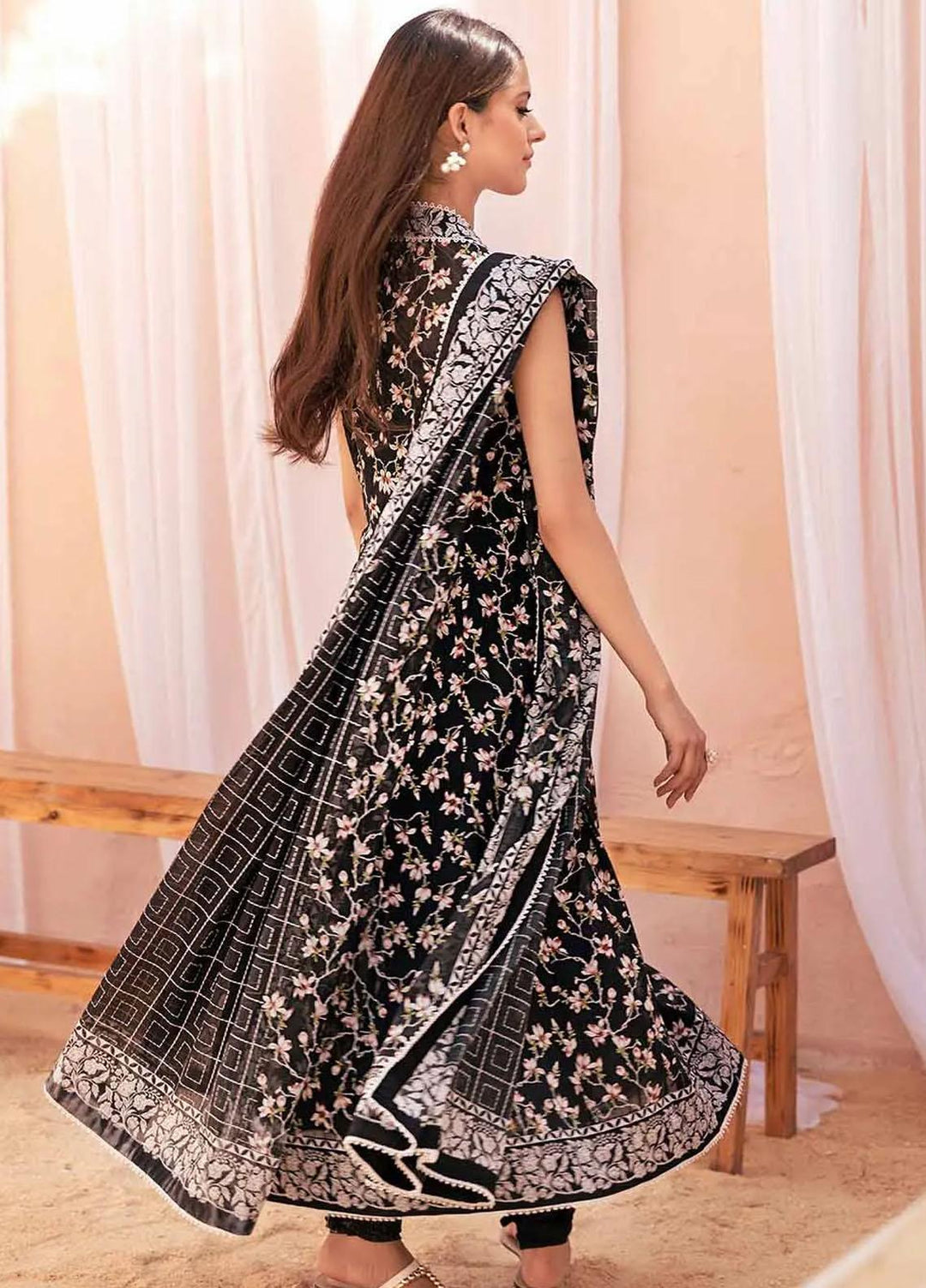 Gul Ahmed Printed Lawn Suits Unstitched 3 Piece GA23BW B-32037 - Summer Collection