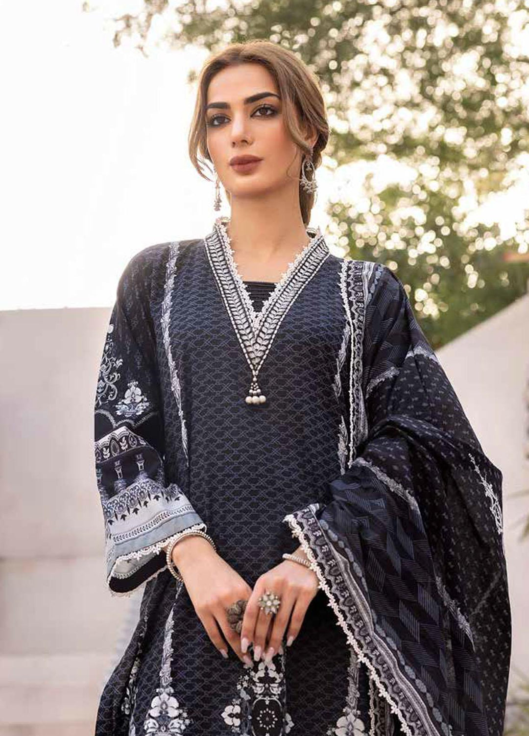 Gul Ahmed Embroidered Lawn Suits Unstitched 3 Piece GA23BW B-32024 - Summer Collection