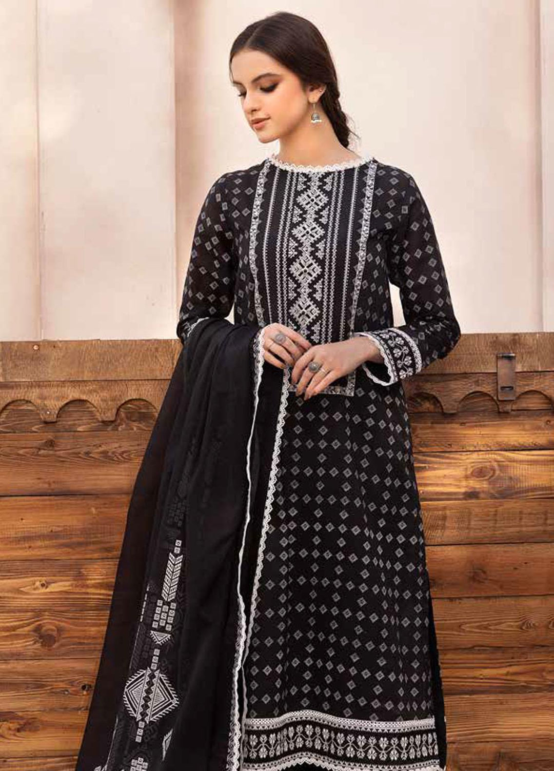Gul Ahmed Embroidered Lawn Suits Unstitched 3 Piece GA23BW B-32033 - Summer Collection