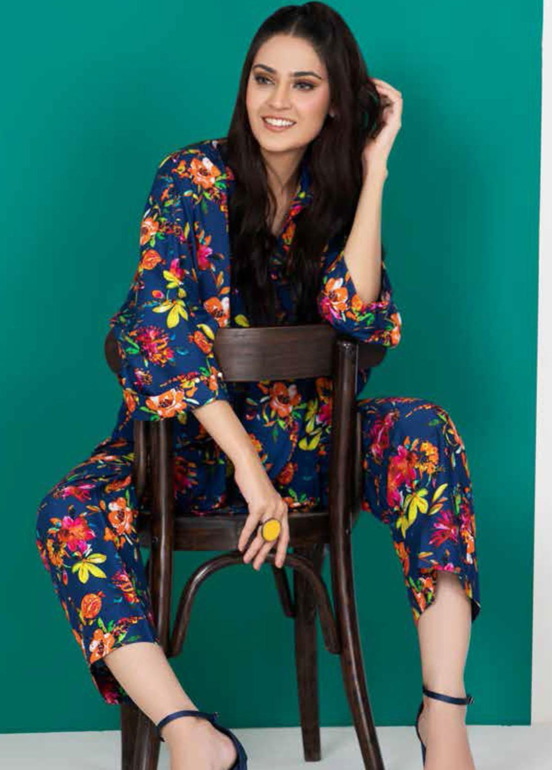 Charcoal By Gul Ahmed Printed Linen Suits Unstitched 2 Piece GA22C VT-22006 - Winter Collection