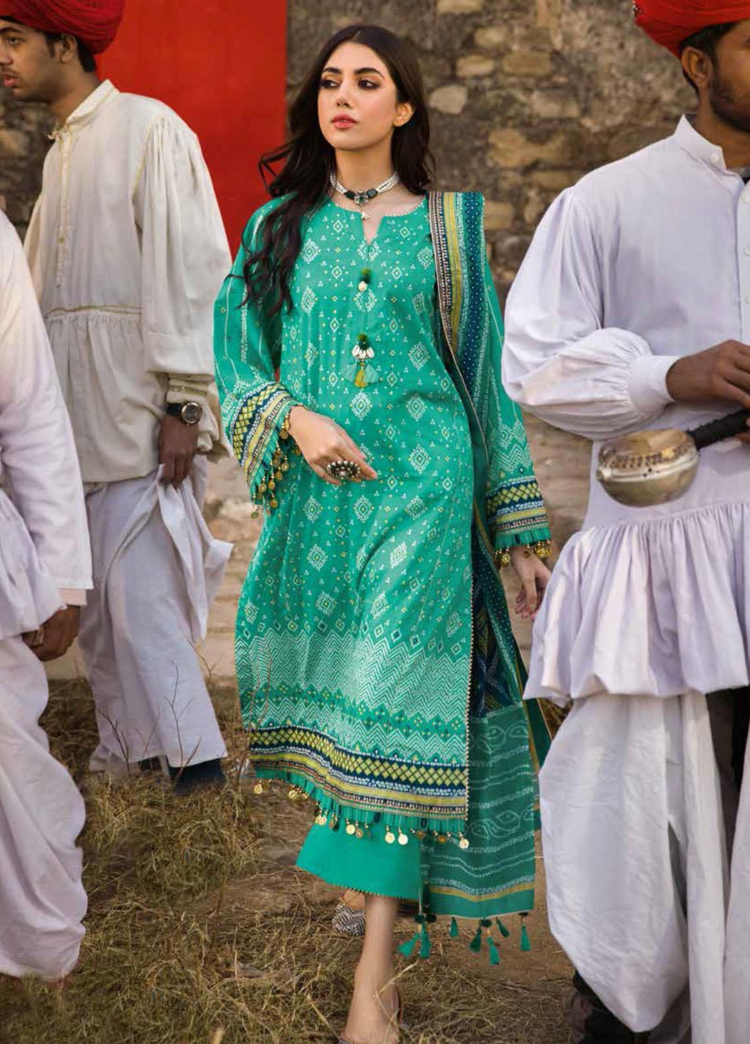 Gul Ahmed Printed Lawn Suits Unstitched 3 Piece GA22CHL CL-22037 B - Summer Lawn Collection