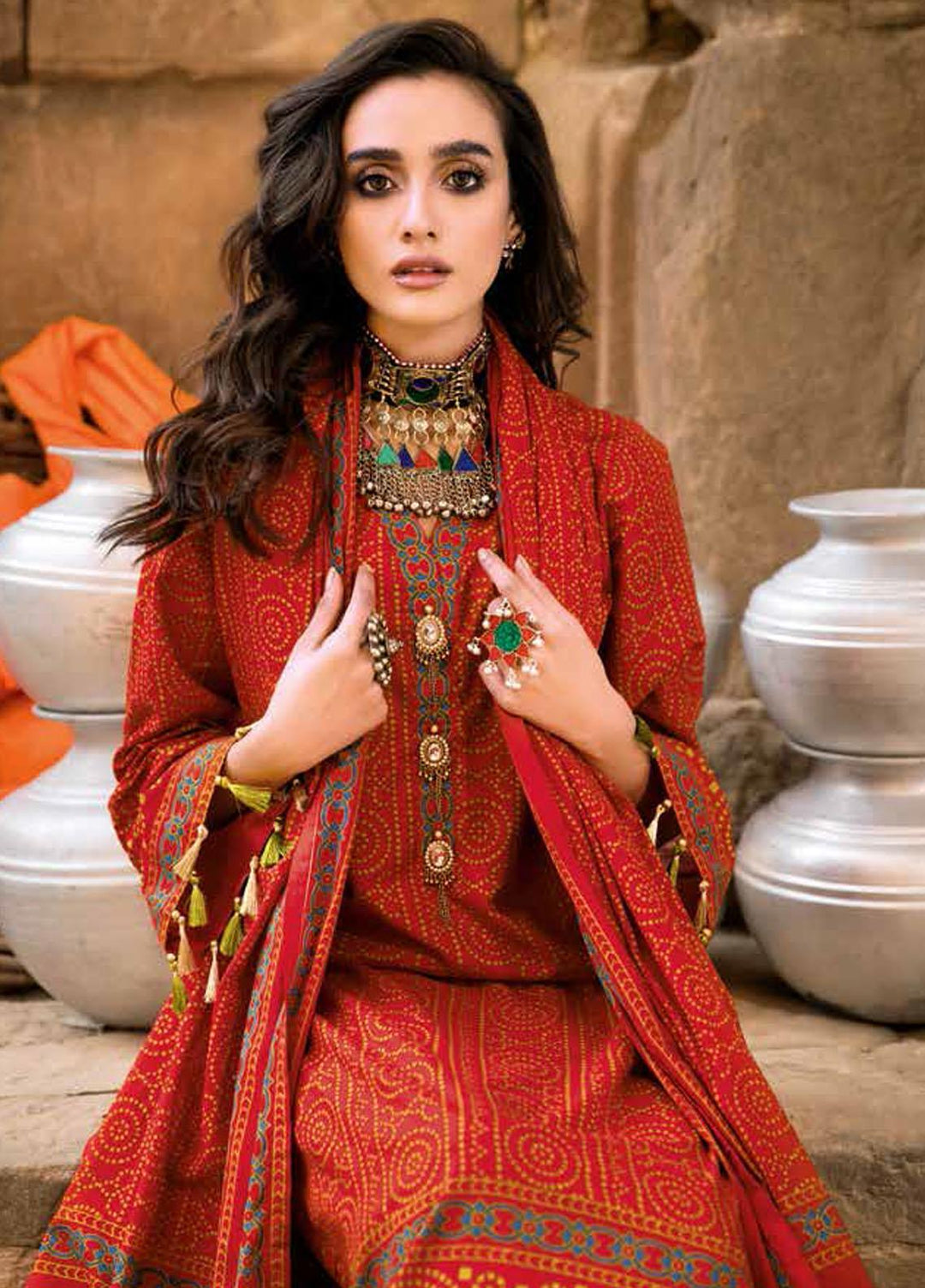 Gul Ahmed Printed Lawn Suits Unstitched 3 Piece GA22CHL CL-22137 B - Summer Lawn Collection