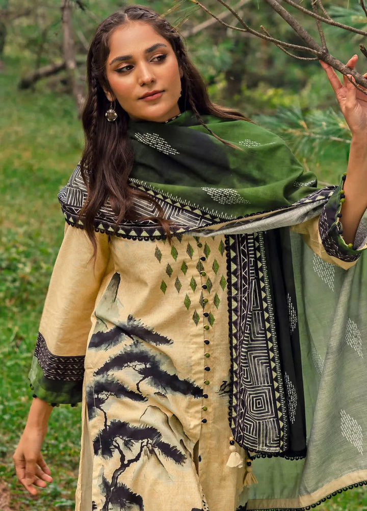 Gul Ahmed Embroidered Khaddar Suits Unstitched 3 Piece GA24UW K-42013 T - Winter Collection