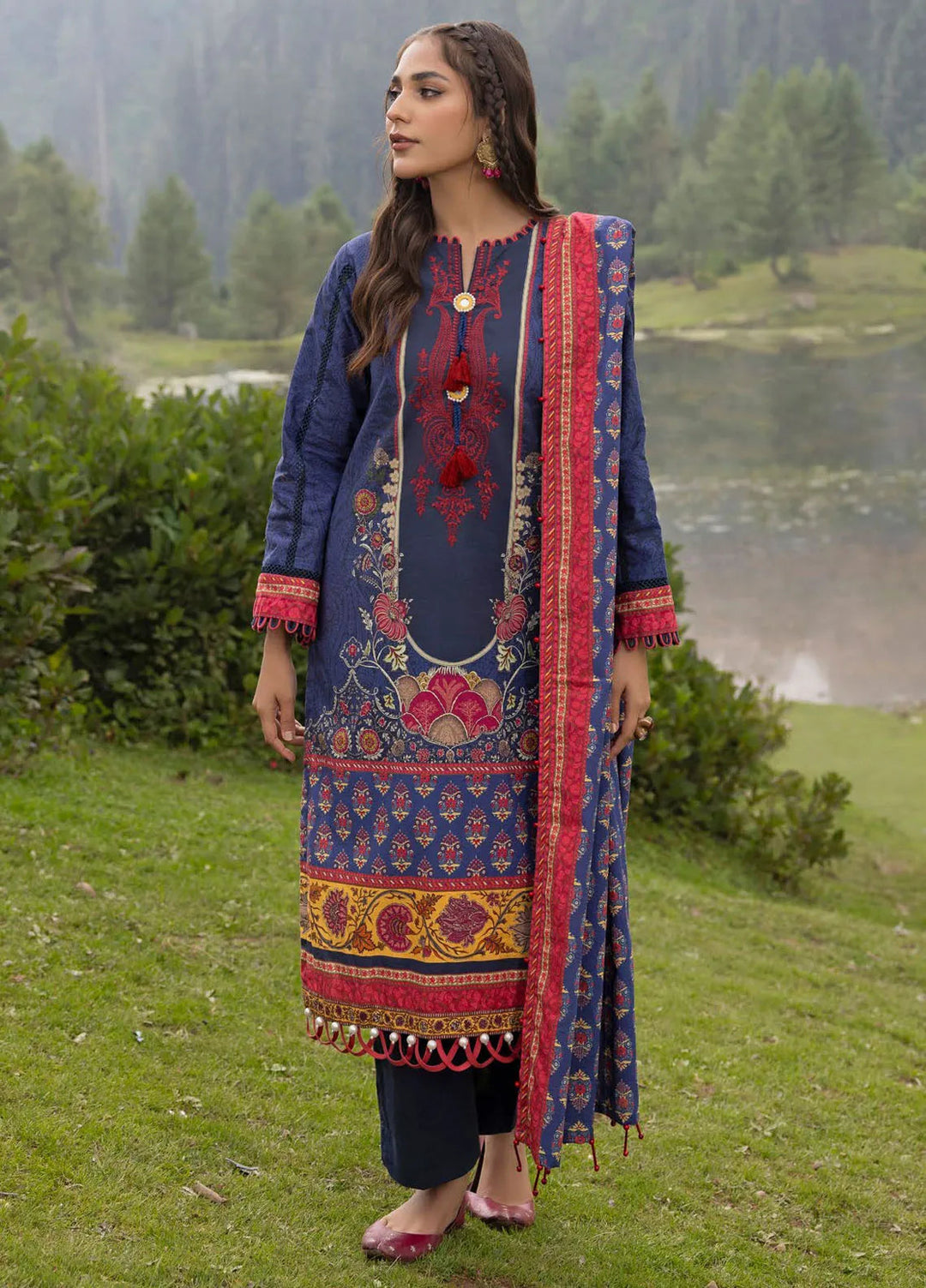 Gul Ahmed Embroidered Khaddar Suits Unstitched 3 Piece GA24UW K-42018 T - Winter Collection