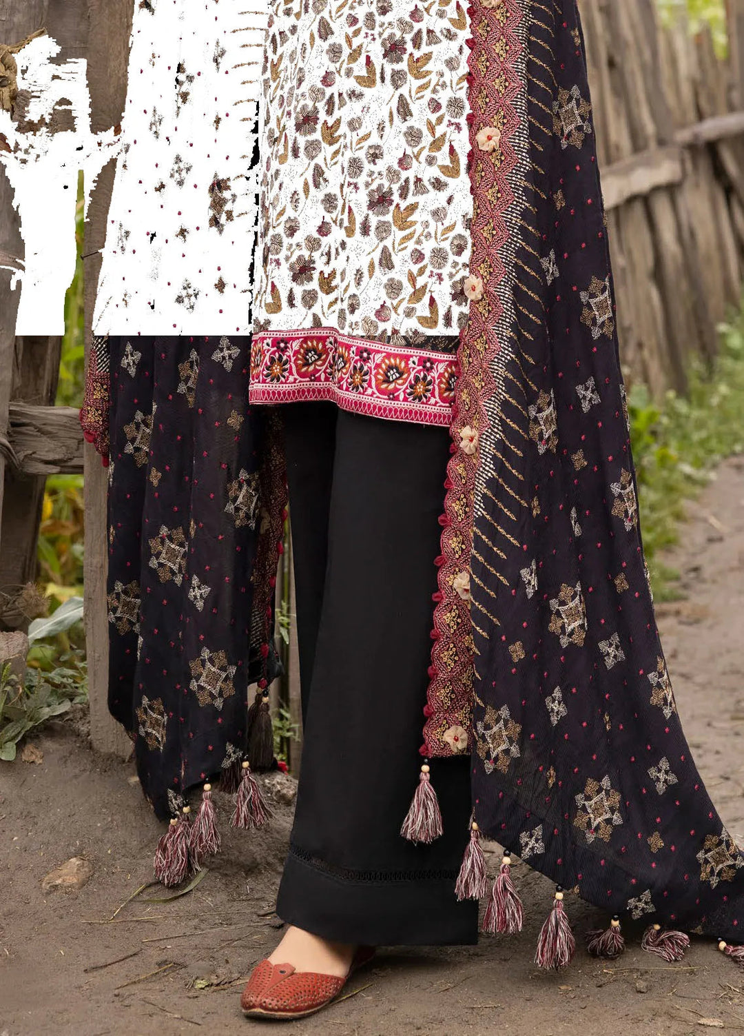 Gul Ahmed Embroidered Khaddar Suits Unstitched 3 Piece GA24WU CV-42012 - Winter Collection