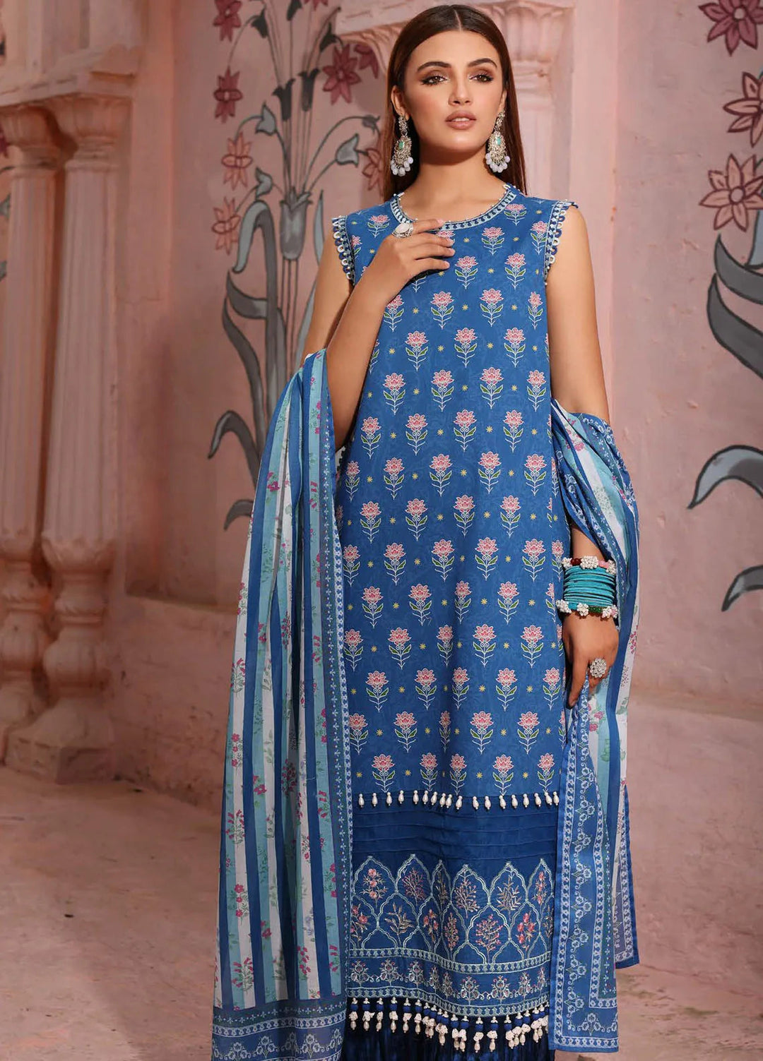 Gul Ahmed Embroidered Lawn Suits Unstitched 3 Piece GA24SU CL 42105 - Summer Collection