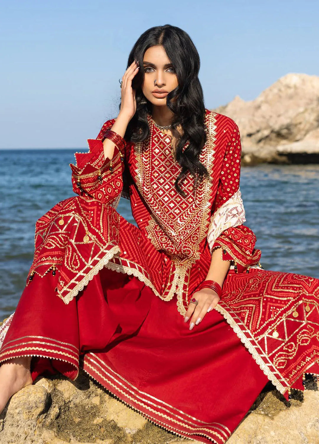 Gul Ahmed Embroidered Lawn Suits Unstitched 3 Piece GA25CH BM-52022 - Summer Collection
