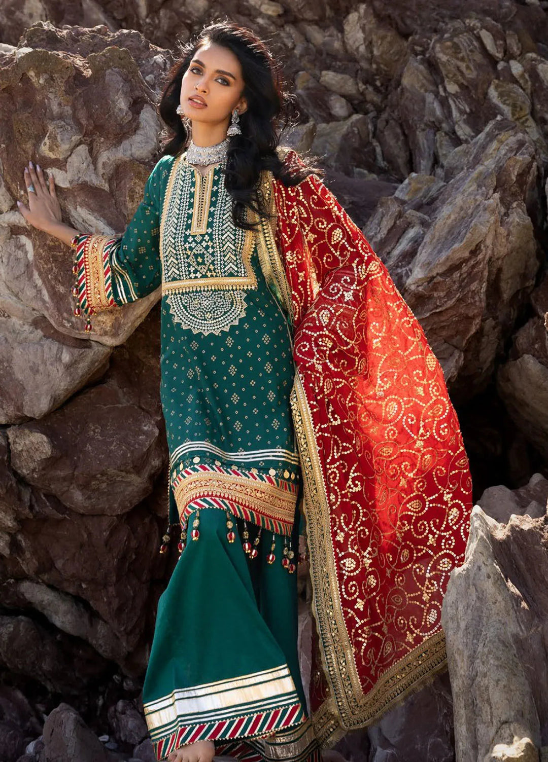 Gul Ahmed Embroidered Lawn Suits Unstitched 3 Piece GA25CH BM-52024 - Summer Collection