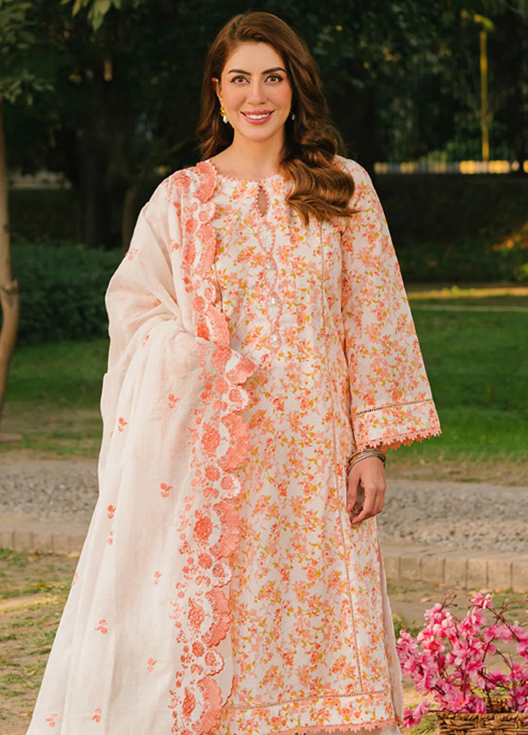 Gul Ahmed Embroidered Lawn Suits Unstitched 3 Piece GA25TM DN-52003 - Summer Collection