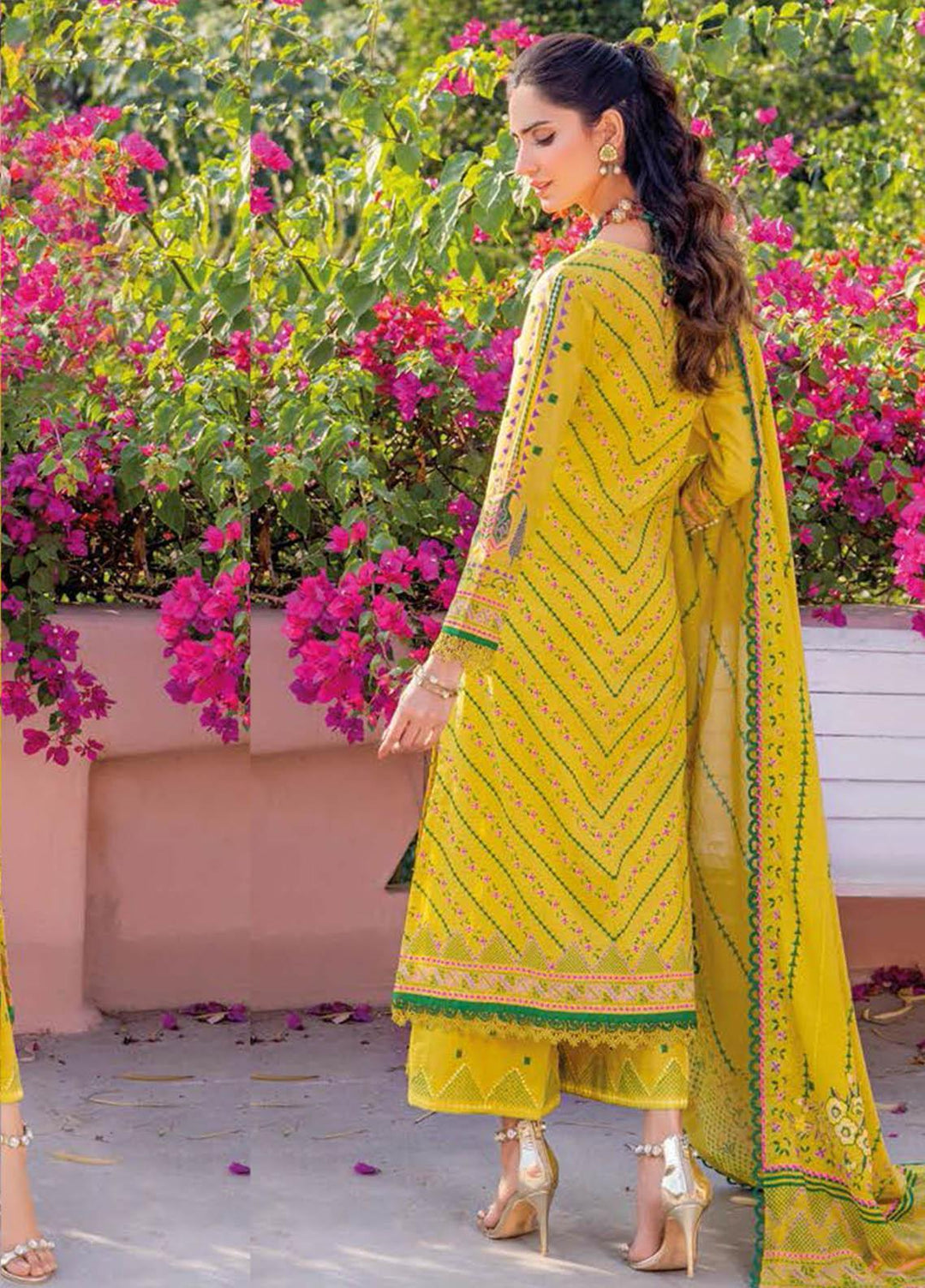 Essential Lawn By Gul Ahmed Embroidered Lawn Suits Unstitched 3 Piece GA23E CL-32121 - Summer Collection