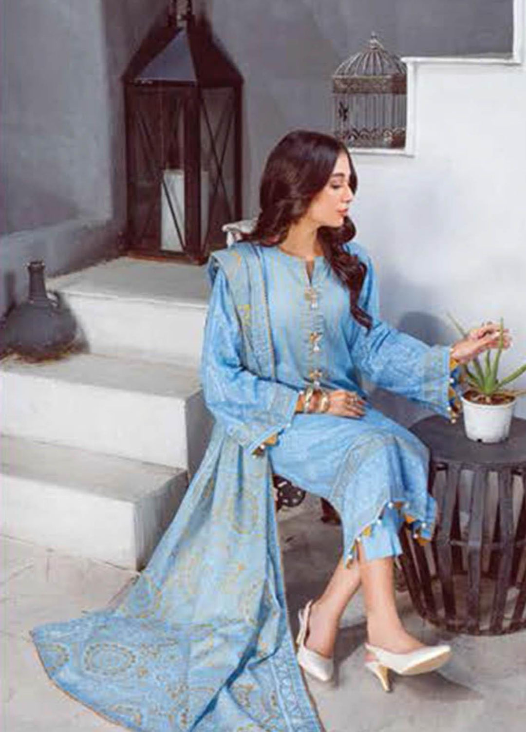 Essential Lawn By Gul Ahmed Printed Lawn Suits Unstitched 3 Piece GA23E CL-32394B - Summer Collection