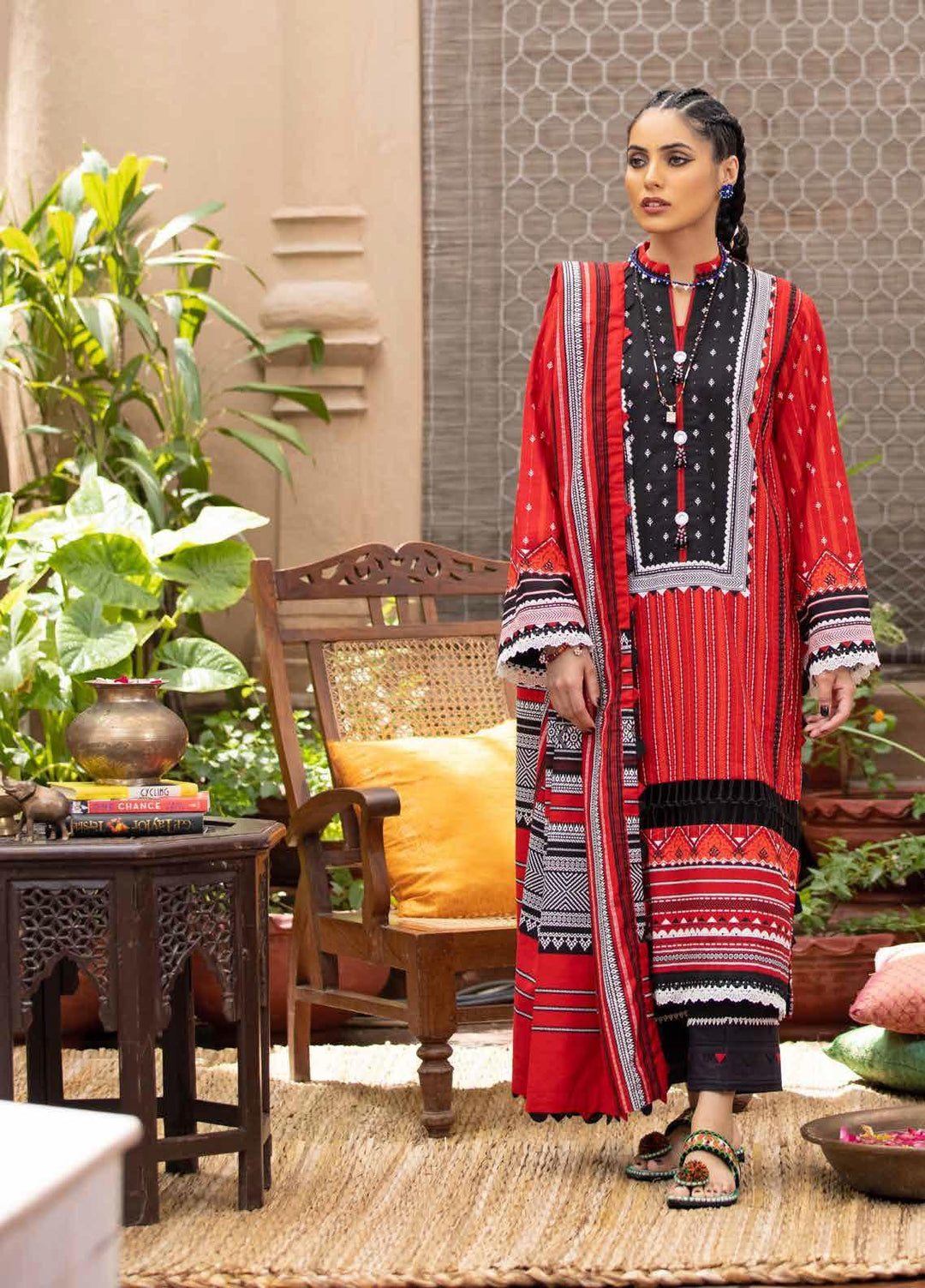 Gul Ahmed Printed Khaddar Suits Unstitched 3 Piece GA21WK K-12004 - Winter Collection