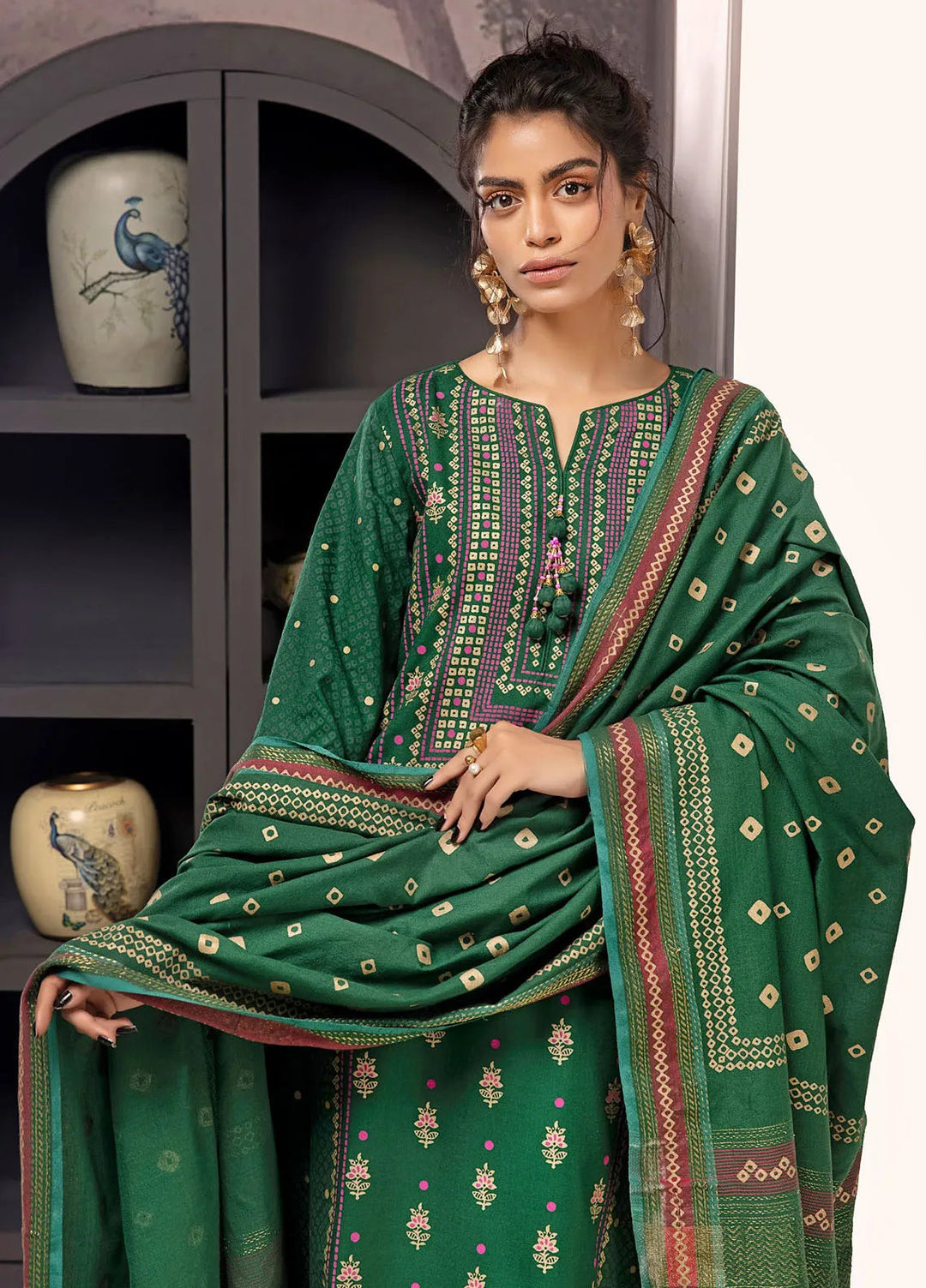 Gul Ahmed Fancy Acrylic Suits Unstitched 3 Piece GA24WU AP-42028 - Winter Collection