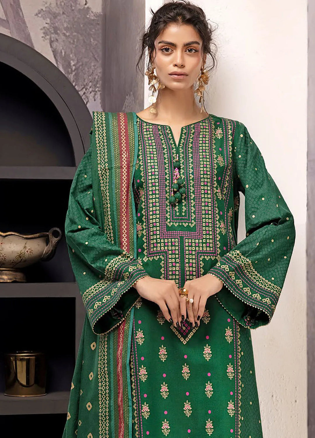Gul Ahmed Fancy Acrylic Suits Unstitched 3 Piece GA24WU AP-42028 - Winter Collection