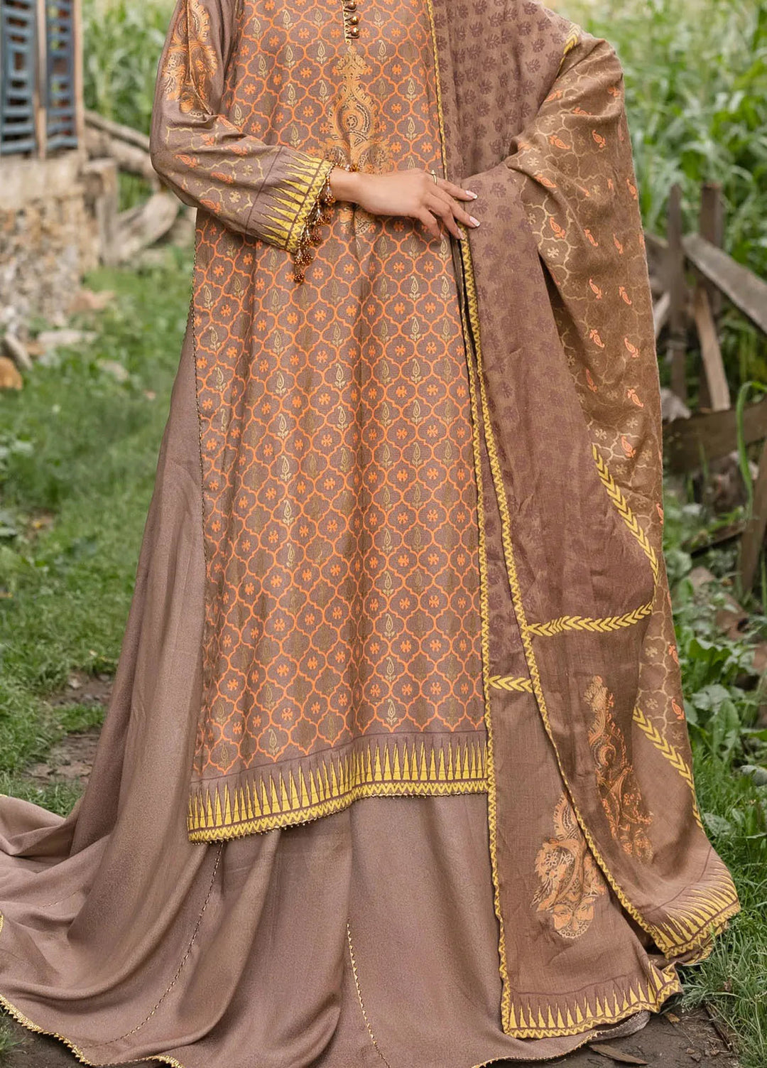 Gul Ahmed Fancy Karandi Suits Unstitched 3 Piece GA24WU AP-42042 - Winter Collection