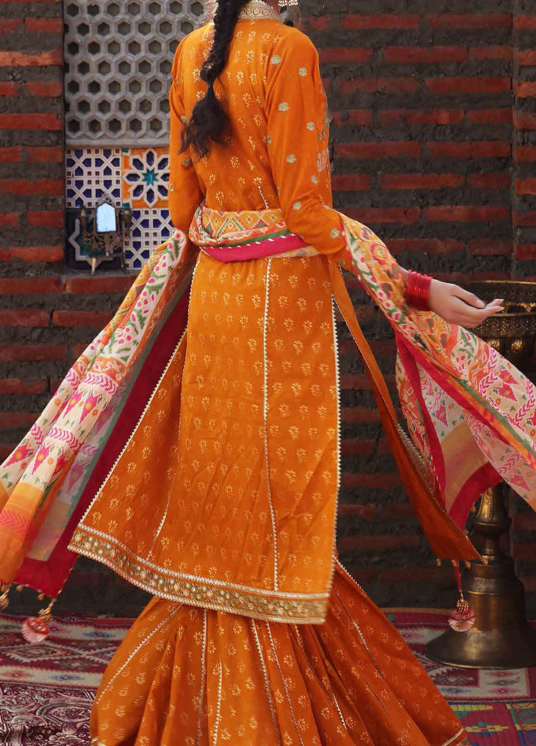 Gul Ahmed Embroidered Lawn Suits Unstitched 3 Piece GA21FE SP-21 - Festive Collection