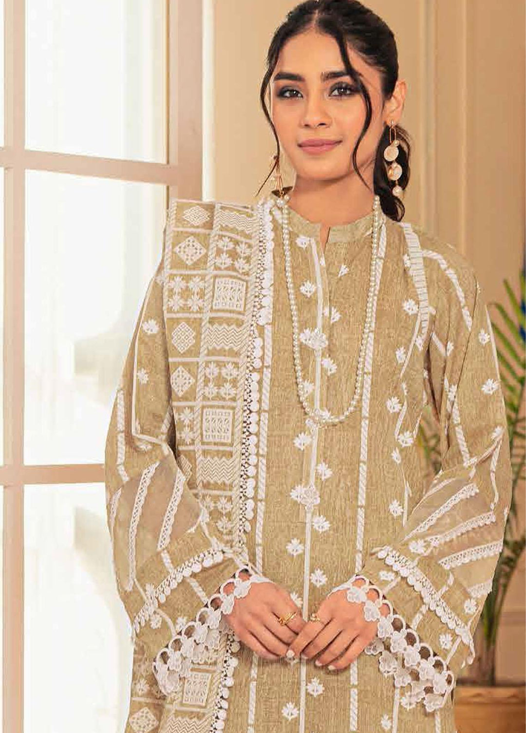 Gul Ahmed Printed Lawn Suits Unstitched 3 Piece GA23F CL-32410 - Festive Collection