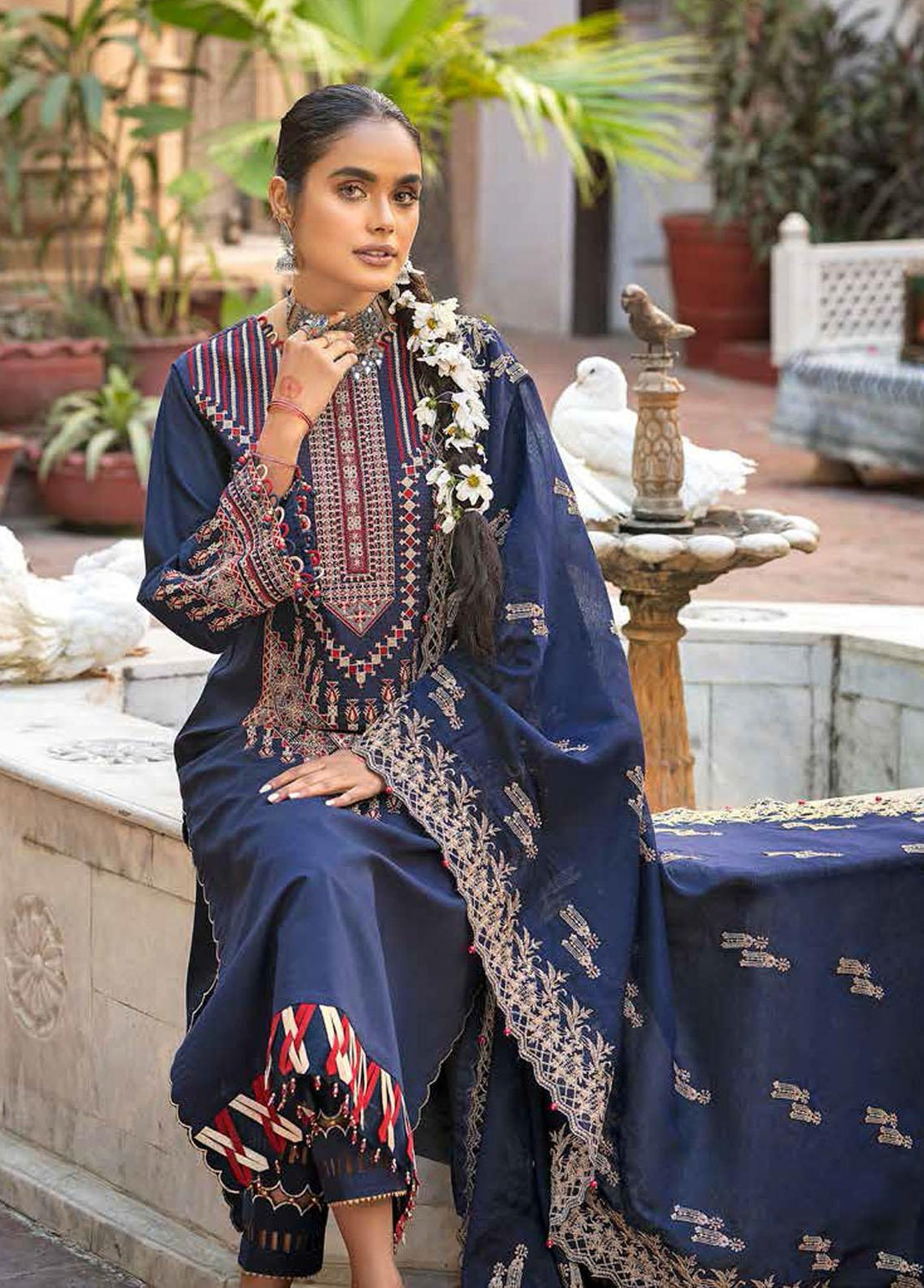 Gul Ahmed Embroidered Lawn Suits Unstitched 3 Piece GA22EA FE-22042 - Festive Collection