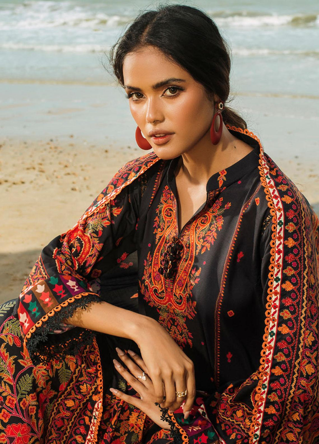 Gul Ahmed Printed Linen Suits Unstitched 3 Piece GA23LLW CV 32002 - Winter Collection