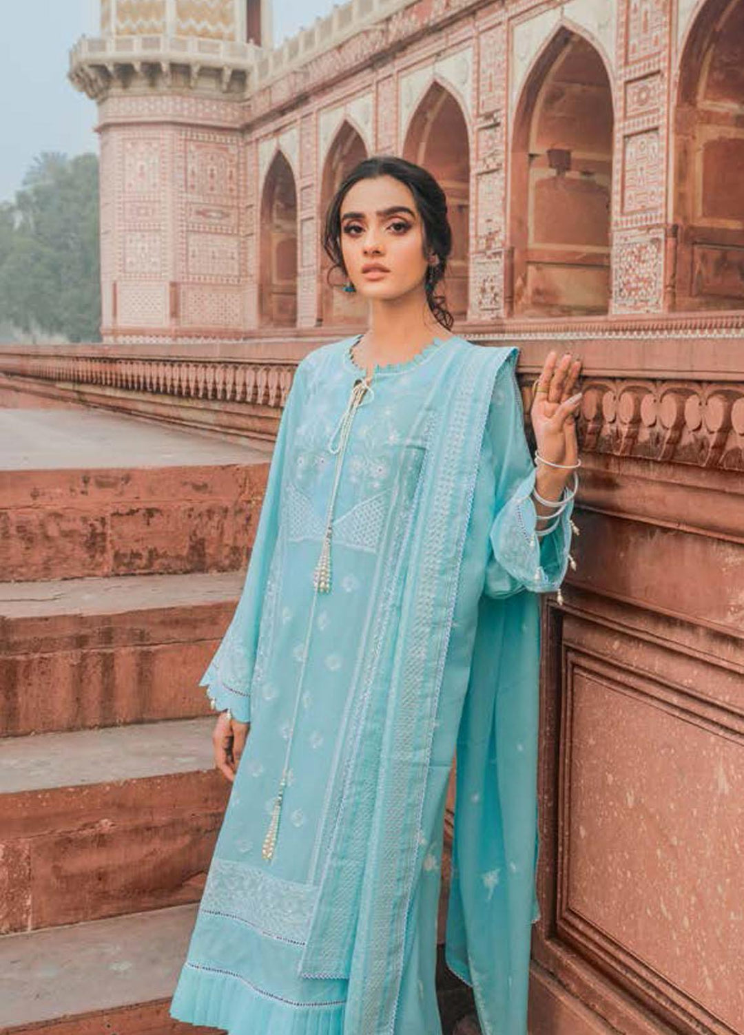 Gul Ahmed Embroidered Lawn Suits Unstitched 3 Piece GA22LF FE12049 - Luxury Eid Collection
