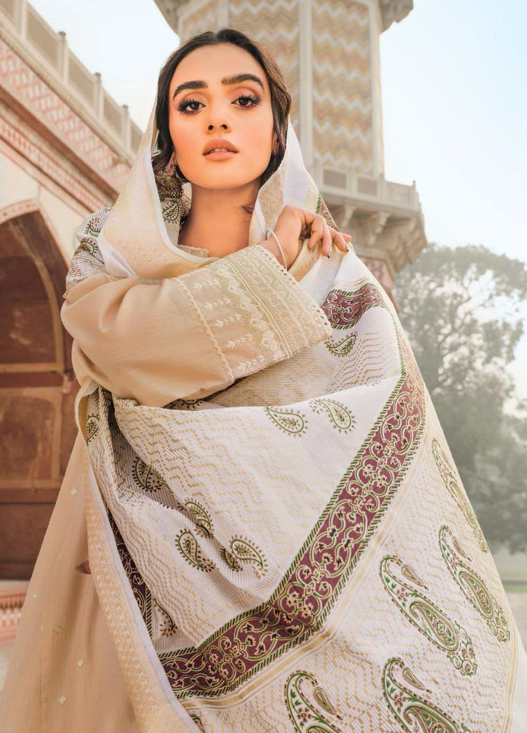 Gul Ahmed Embroidered Jacquard Suits Unstitched 3 Piece GA22LF FE22022 - Luxury Eid Collection