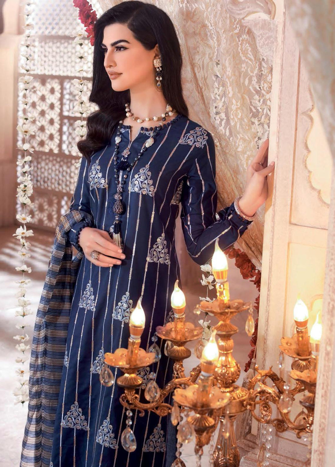Gul Ahmed Embroidered Lawn Suits Unstitched 3 Piece GA22LF FE22004 - Luxury Eid Collection