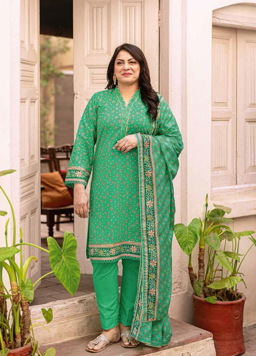 Gul Ahmed Printed Lawn Suits Unstitched 3 Piece GA22ML CL-22056 B - Summer Collection
