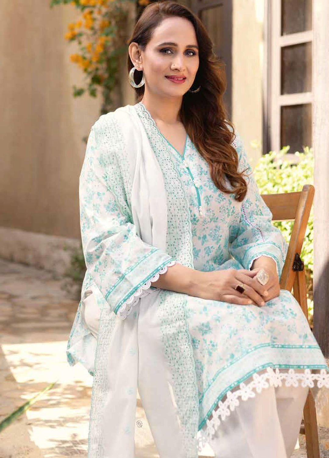 Gul Ahmed Embroidered Lawn Suits Unstitched 3 Piece GA22ML DM-22008 - Summer Collection