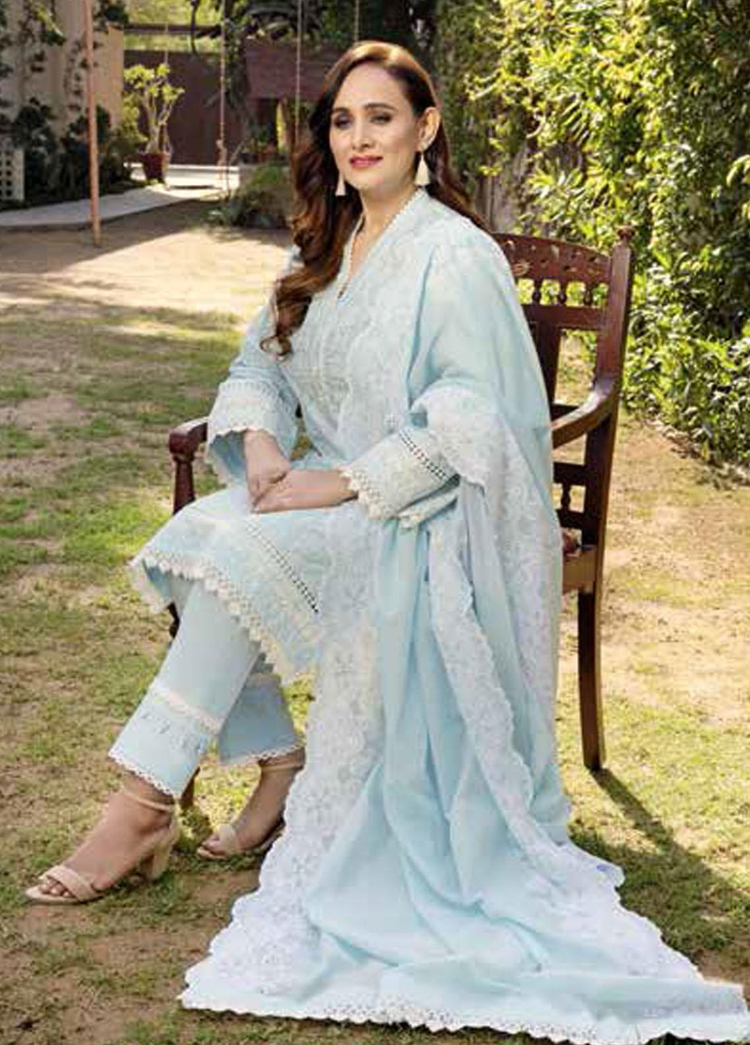 Gul Ahmed Embroidered Lawn Suits Unstitched 3 Piece GA22ML DM-22018 - Summer Collection