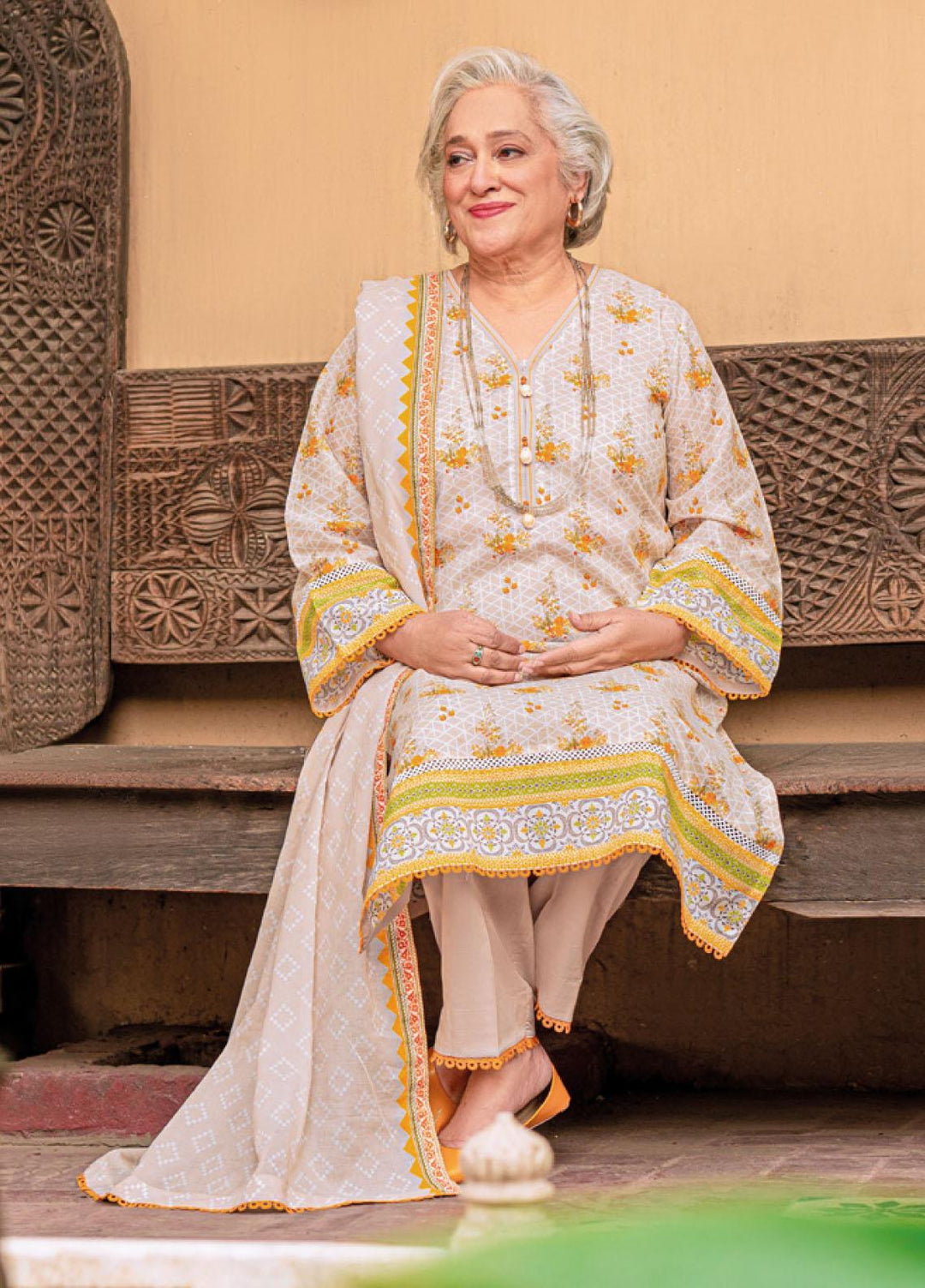 Mother Collection By Gul Ahmed Printed Lawn Suits Unstitched 3 Piece GA23M CL-32127B - Summer Collection