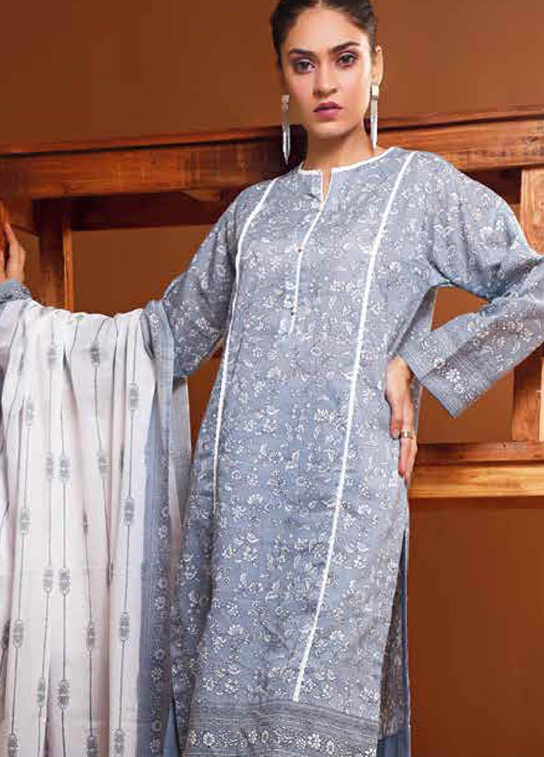 Gul Ahmed Printed Lawn Suits Unstitched 3 Piece GA21M CL-1049 A - Summer Collection