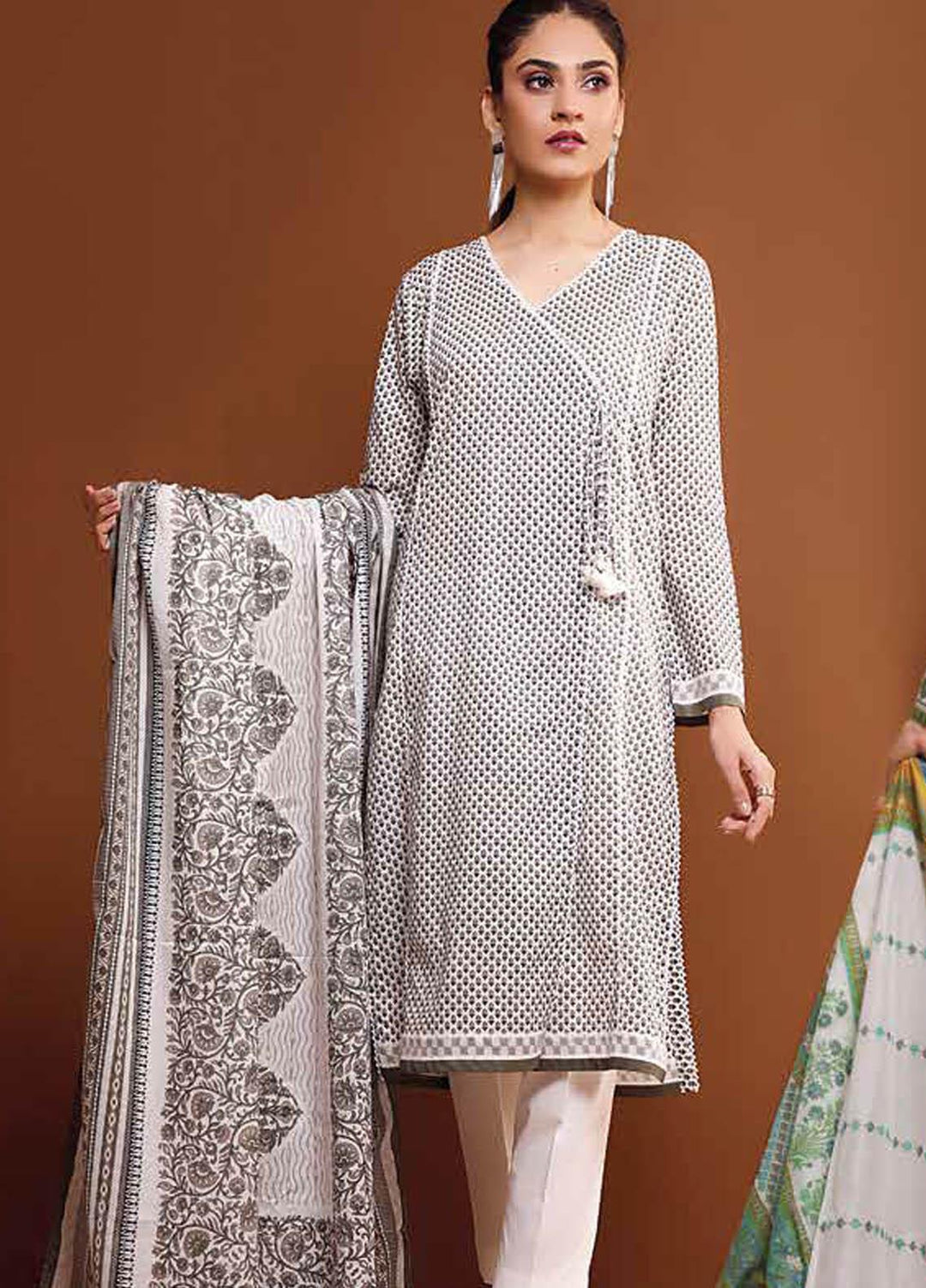 Gul Ahmed Printed Lawn Suits Unstitched 3 Piece GA21M CL-1067 A - Summer Collection