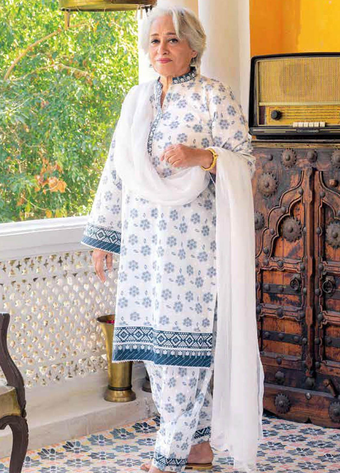 Gul Ahmed Printed Lawn  Unstitched Kurties GA21M SL-905 A - Summer Collection