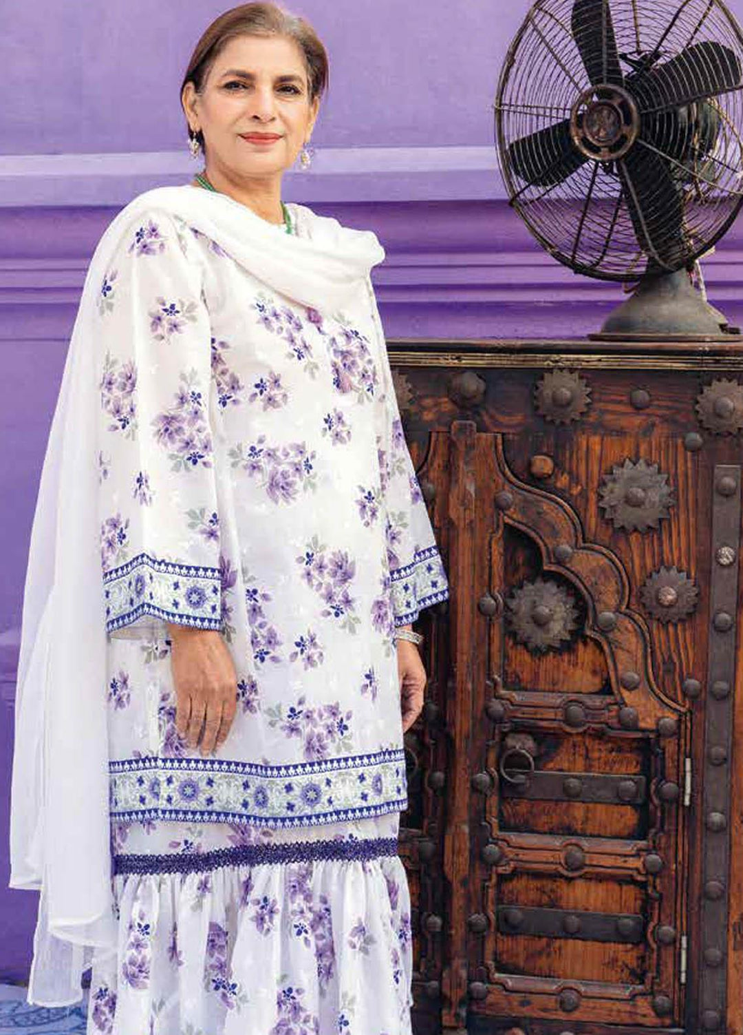 Gul Ahmed Printed Lawn  Unstitched Kurties GA21M SL-906 A - Summer Collection