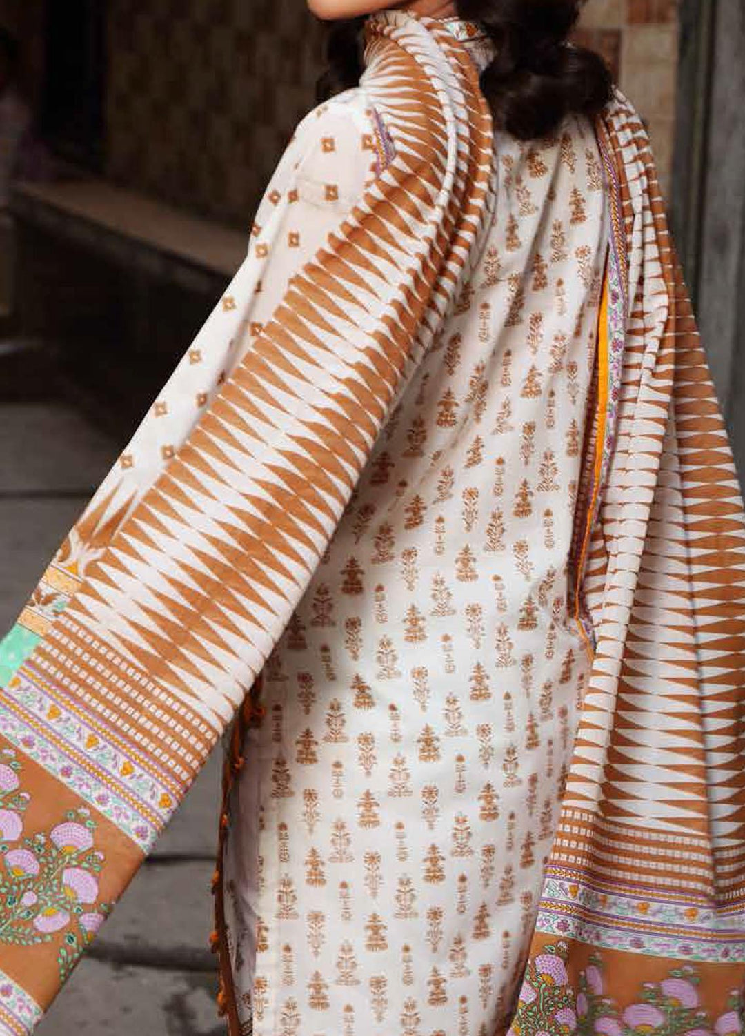 Organic By Gul Ahmed Printed Lawn Suits Unstitched 3 Piece GA21O CL1315A - Summer Collection