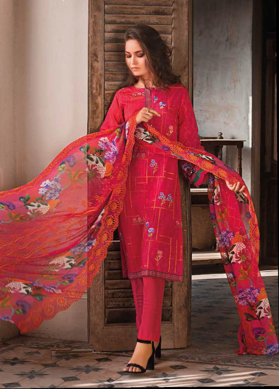 Gul Ahmed Embroidered Lawn Suits Unstitched 3 Piece GA22FS BCT-12002 - Summer Collection