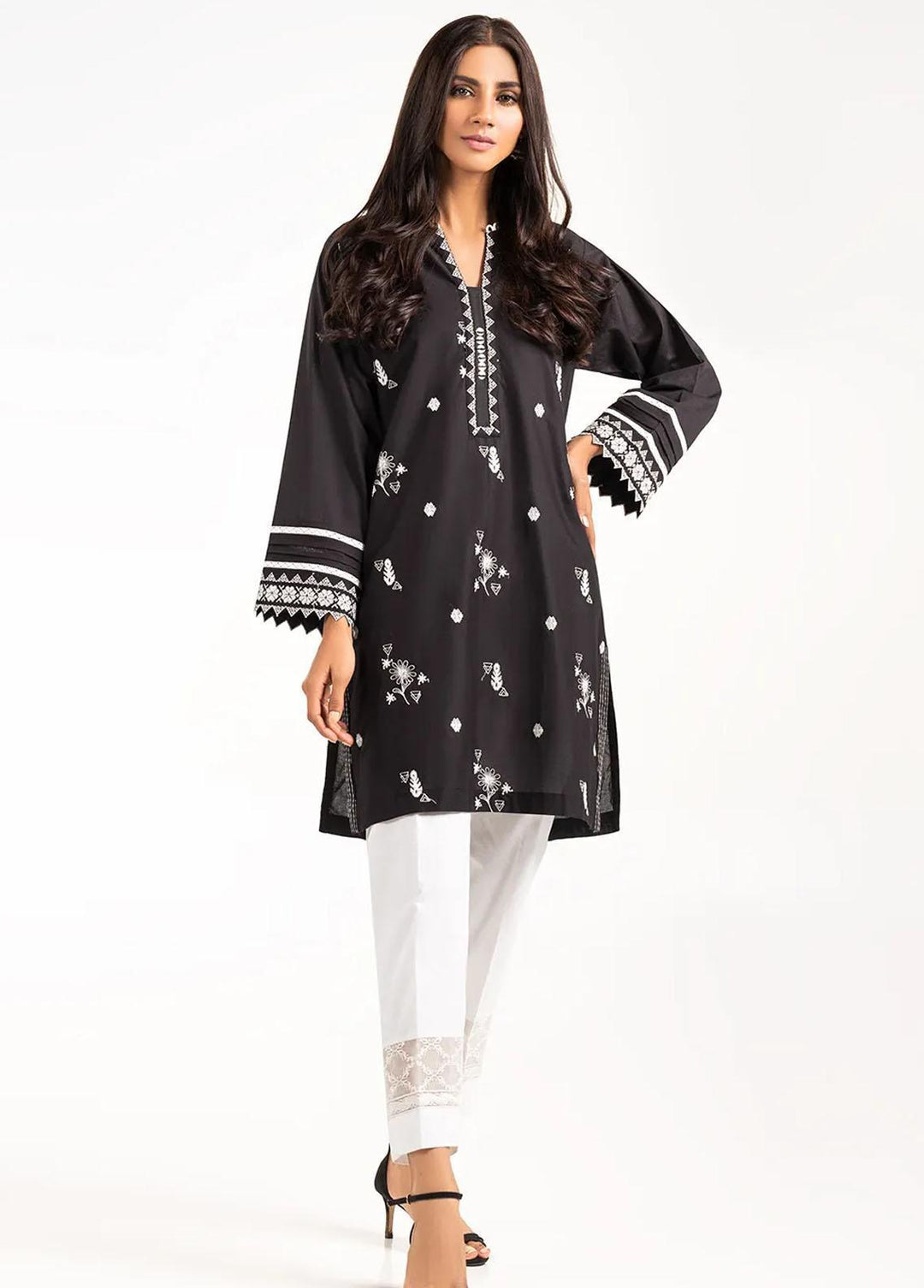 Gul Ahmed Pret Casual Cambric Kurti GA21P WGK-CMS-DE-711