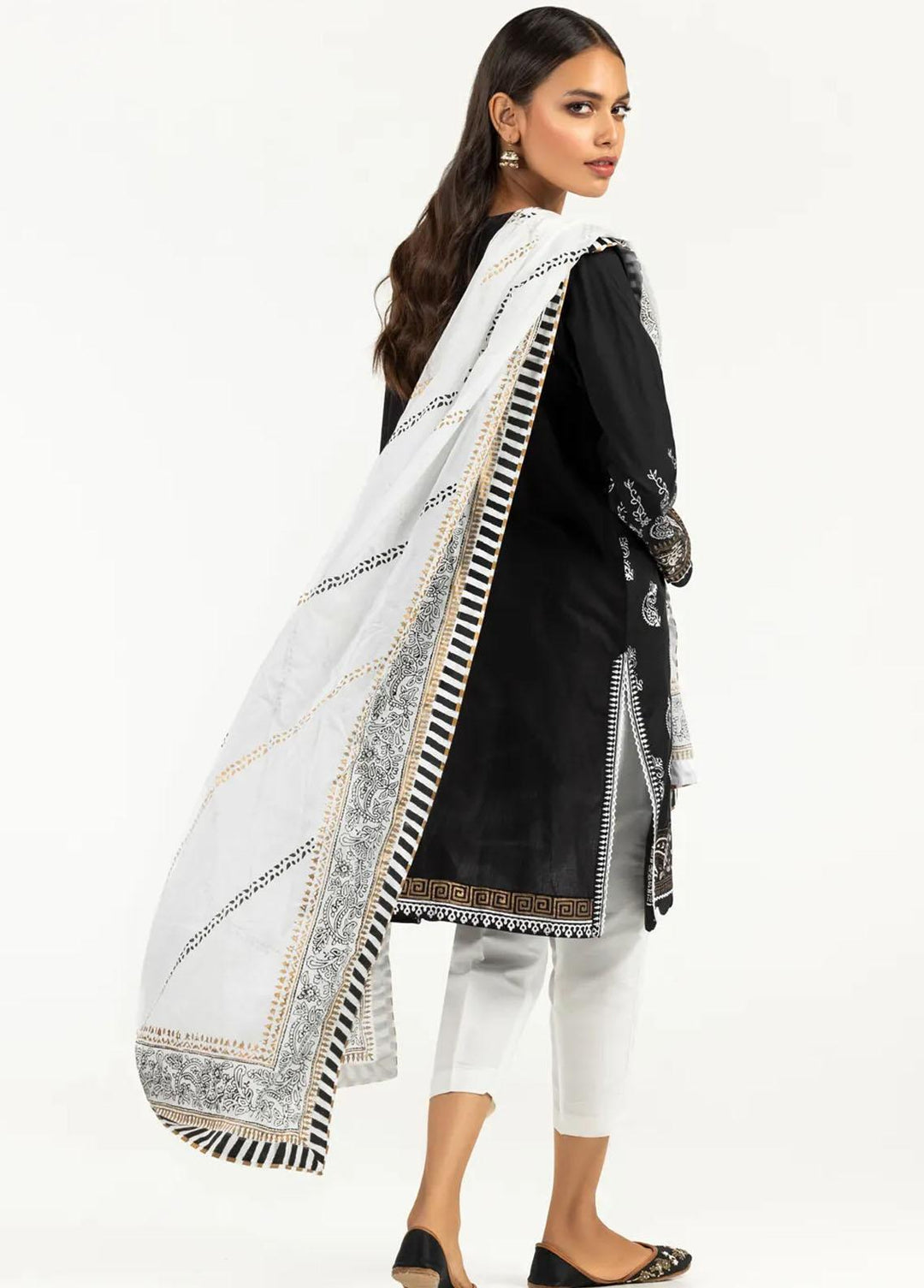 Gul Ahmed Pret Casual Cambric 2 Piece GA21P WGK-CMS-SP-536