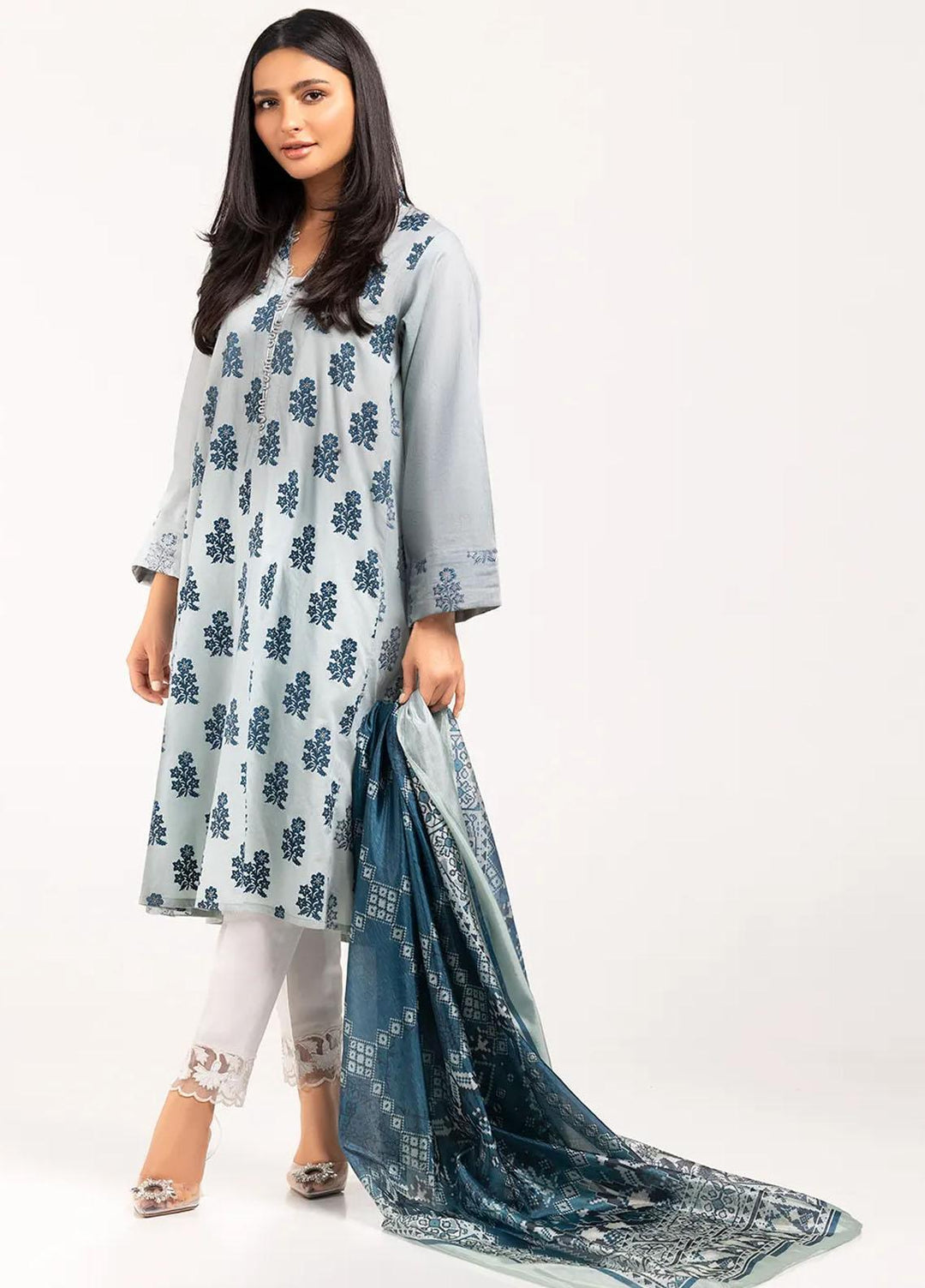 Gul Ahmed Casual Pret Printed Cambric 2 Piece Suit GA22P IPS-21-27